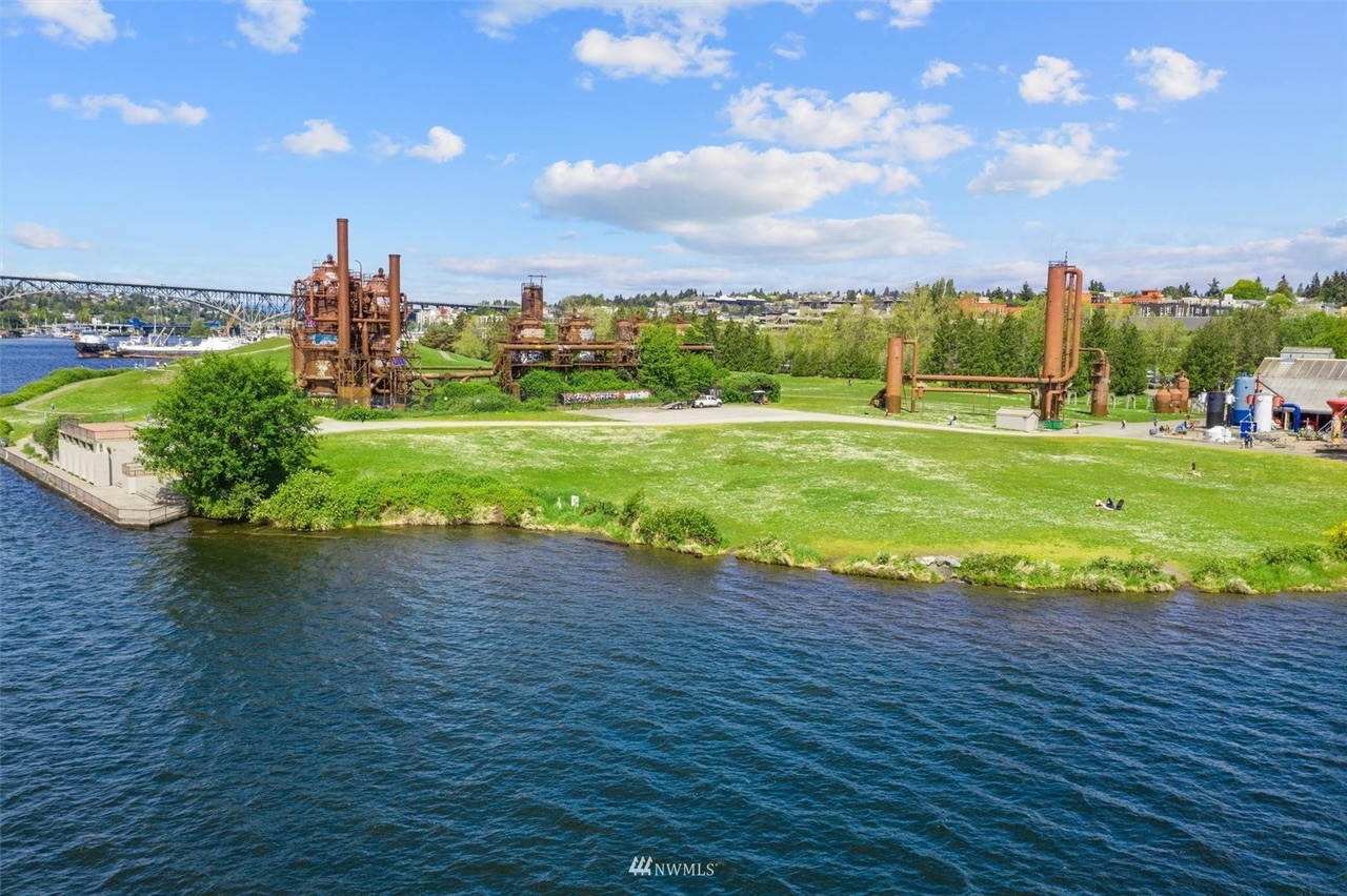 Aerial view of Gas Works Park